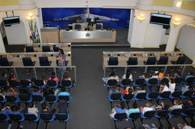 Alunos do PHE visitaram a Câmara e apresentaram propostas de melhorias para a cidade