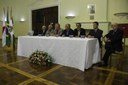 Sr. Eugênio Ferraz, Presidente da Imprensa Oficial de MG(à dir.) também fez parte da mesa de debate
