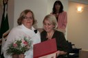 Vereadora Regina Cioffi e sua Homenageada Ângela R. Matos
