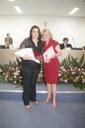 Vereadora Regina Cioffi e a homenageada Sra Cláudia Barbosa de Almeida Cardillo
