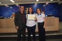 Ver.Marcelo Heitor entrega diploma à Sra. Patrícia Dias da Silva Rosa