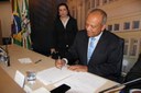 Prefeito Eloísio do C. Lourenço assina o Decreto nº 11.666.
