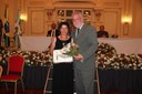 Nilsângela Valquíria Pereira é homenageada pelo Ver. Paulo Tadeu S. D'Arcádia com Diploma de Mérito Profissional