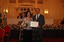 Ver. Jonei Leandro Eiras homenageia Sônia Maria Soares com Diploma de Mérito Profissional