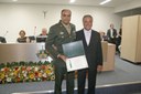 Vereador Paulo E. de Souza e se homenageado Tenente Douglas Alcântara de Rezende