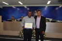 Ver. Joaquim Sebastião Alves homenageia o mestre-de-obras Luiz Severino da Silva(Luizão)
