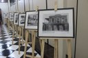 Exposição de fotos relembrando a história do Colégio Pelicano