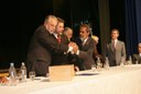 Ver. Paulo Tadeu recebe os cumprimentos pela Presidência da Câmara Municipal

