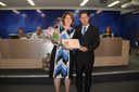 Ver. Carlos Roberto de O.Costa homenageia a Sra Letícia Pasqua Mantovani
