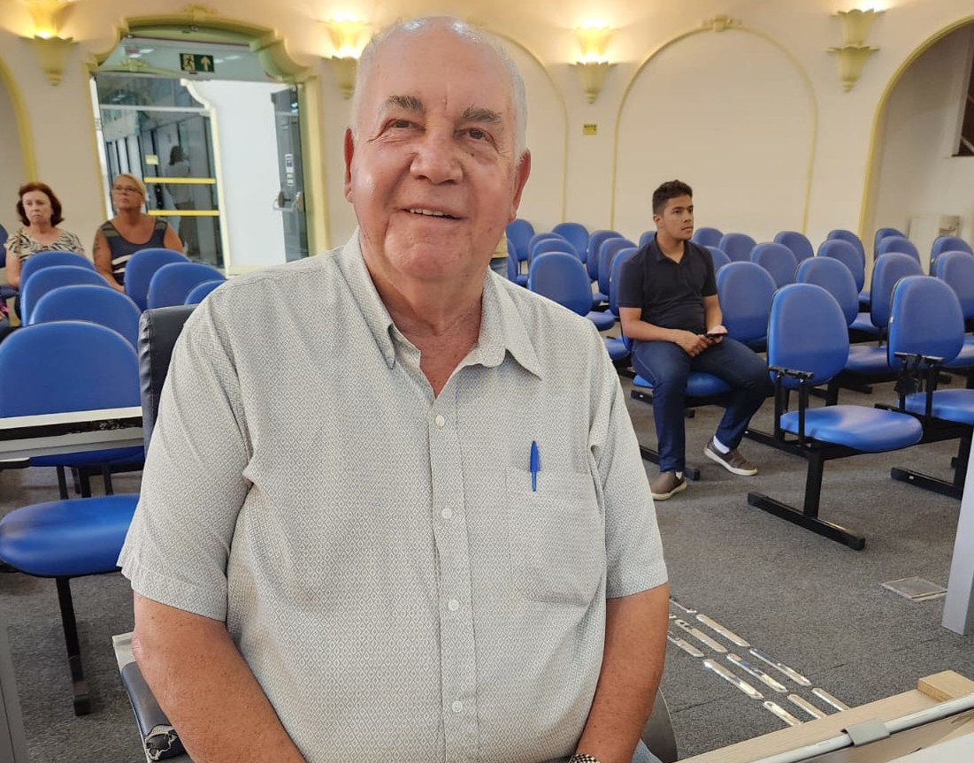 Álvaro Cagnani quer informações sobre capacitação em primeiros socorros para profissionais da educação