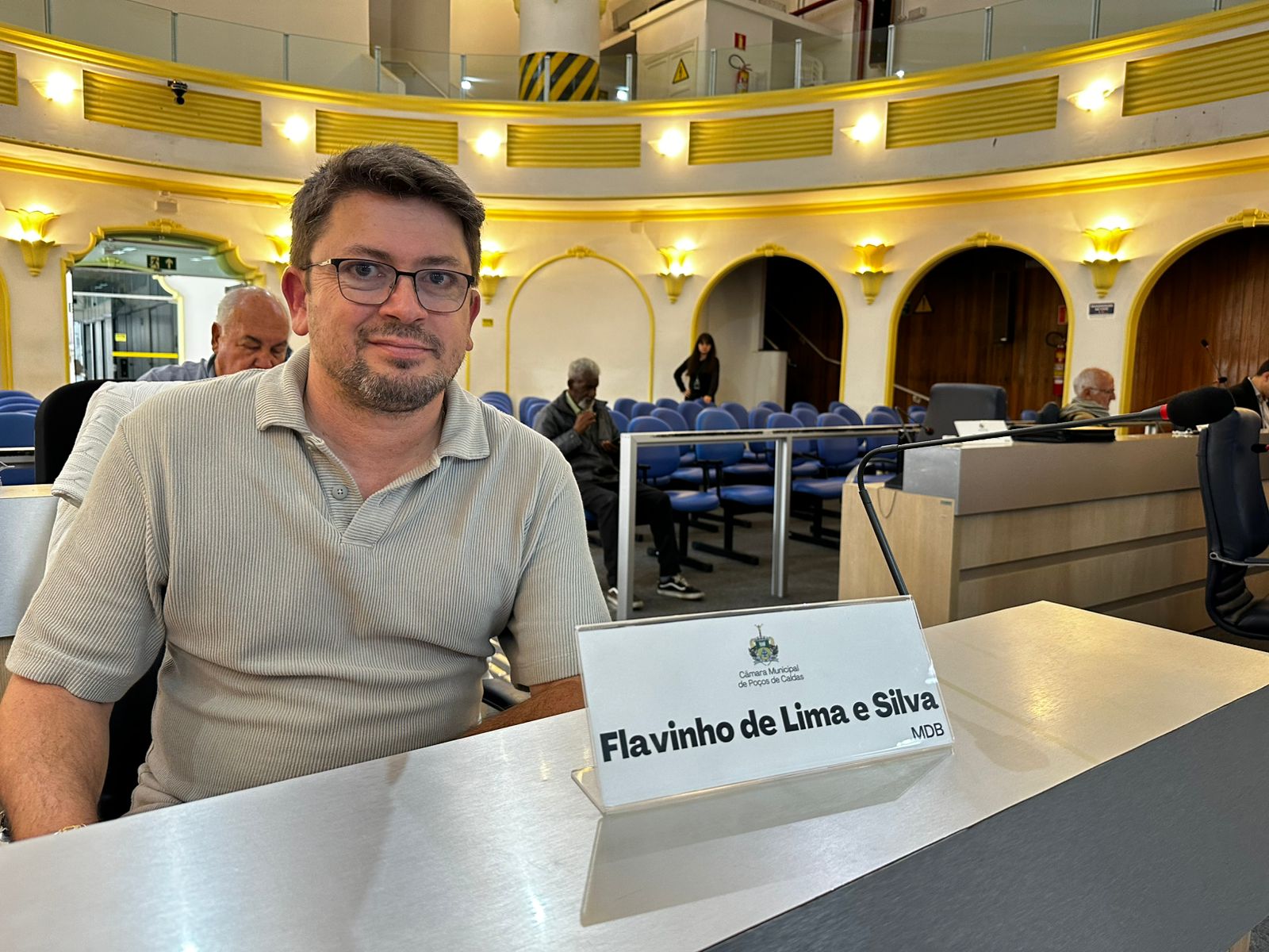 Atraso na entrega de suplemento preocupa famílias e Flavinho volta a cobrar solução