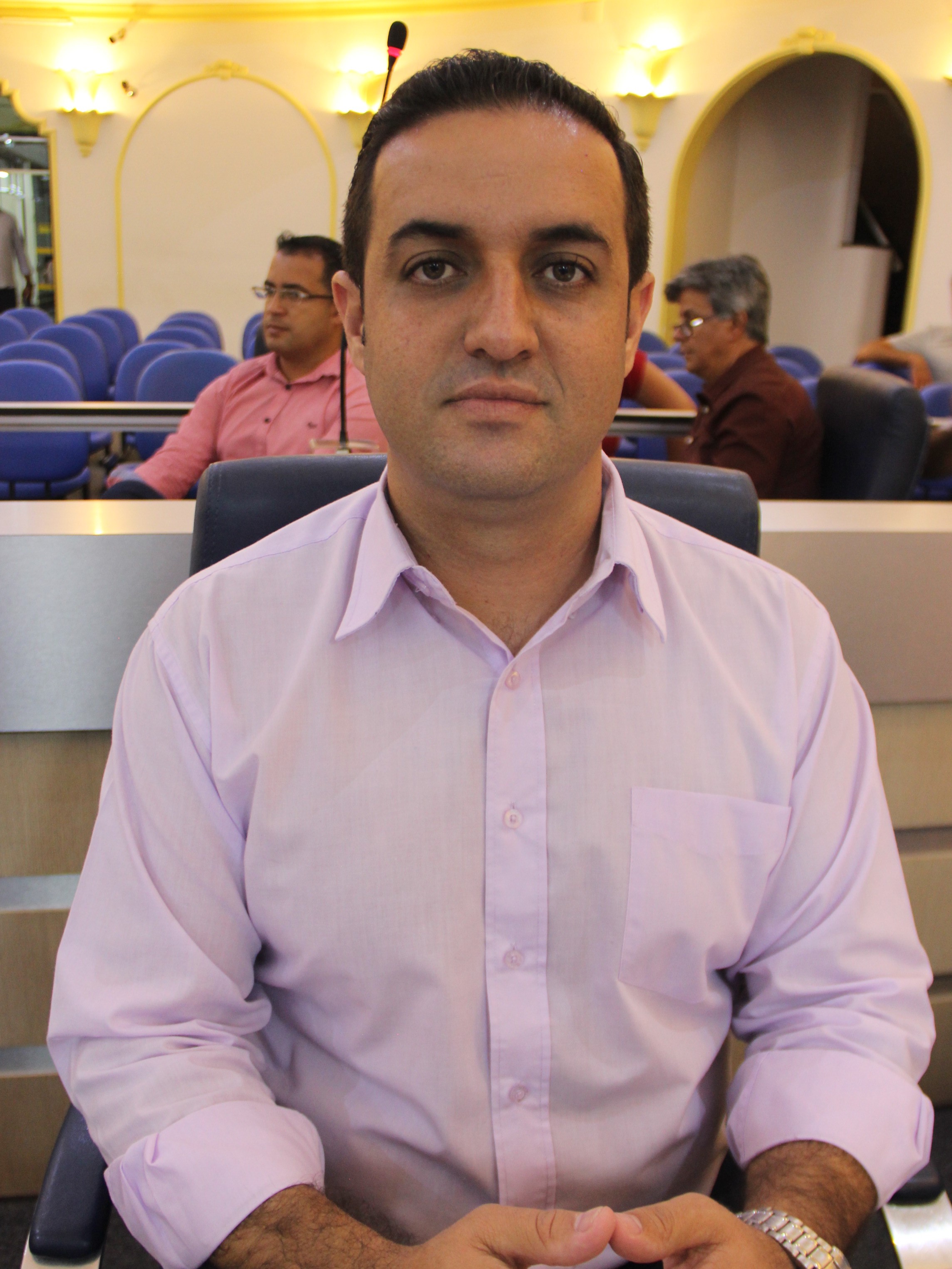 Câmara derruba veto do Executivo a projeto para transmissão ao vivo dos processos licitatórios da prefeitura