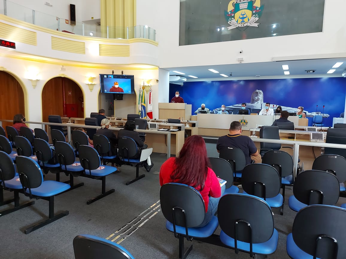 Câmara discute pendências na regularização do Condomínio Sonho Dourado I