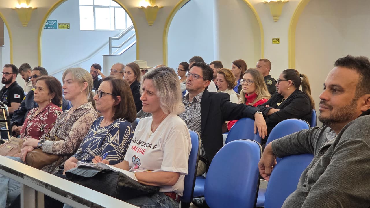 Câmara Municipal realiza audiência sobre segurança pública em Poços de Caldas