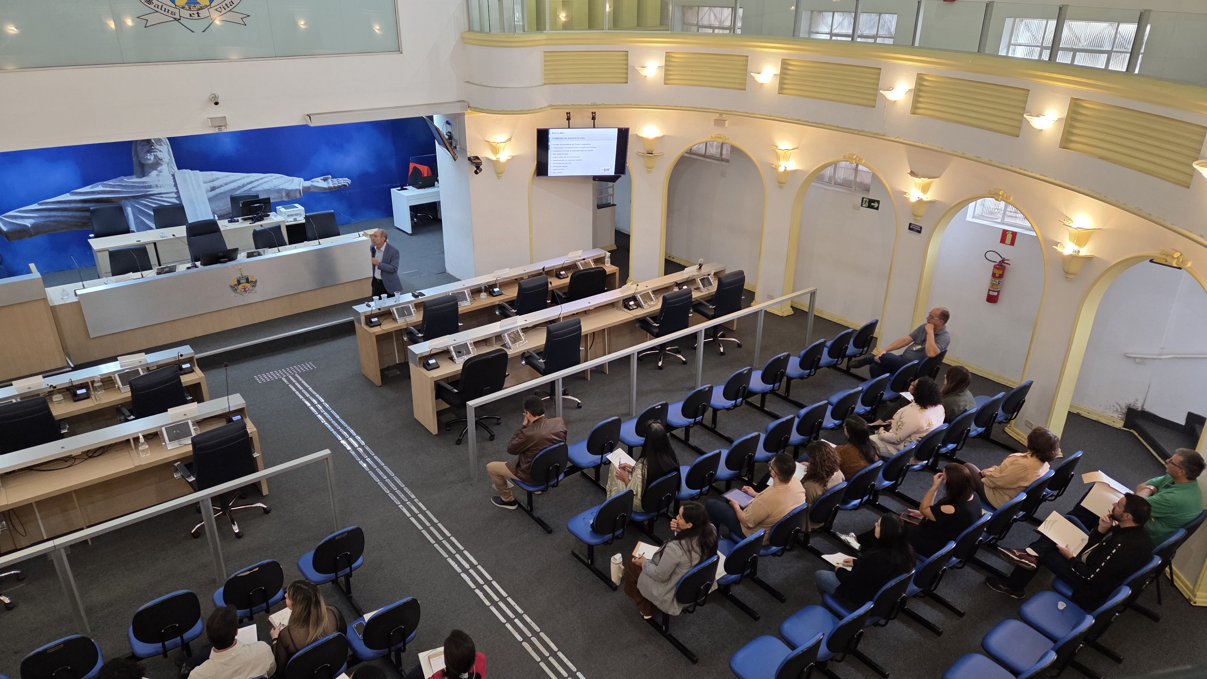 Câmara Municipal realiza edição do “Encontros com a Política” em parceria com a ALMG