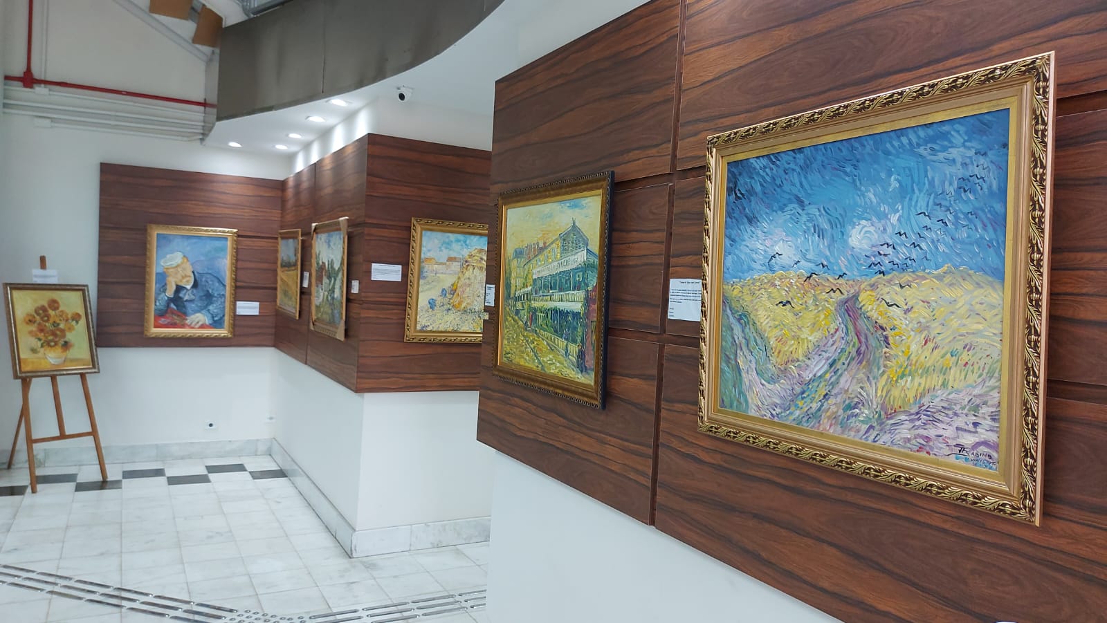 Câmara realiza abertura da exposição “Vida e Arte de Vincent Van Gogh” 