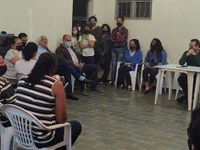 Diney Lenon participa de reunião com moradores do Residencial Parque das Araucárias