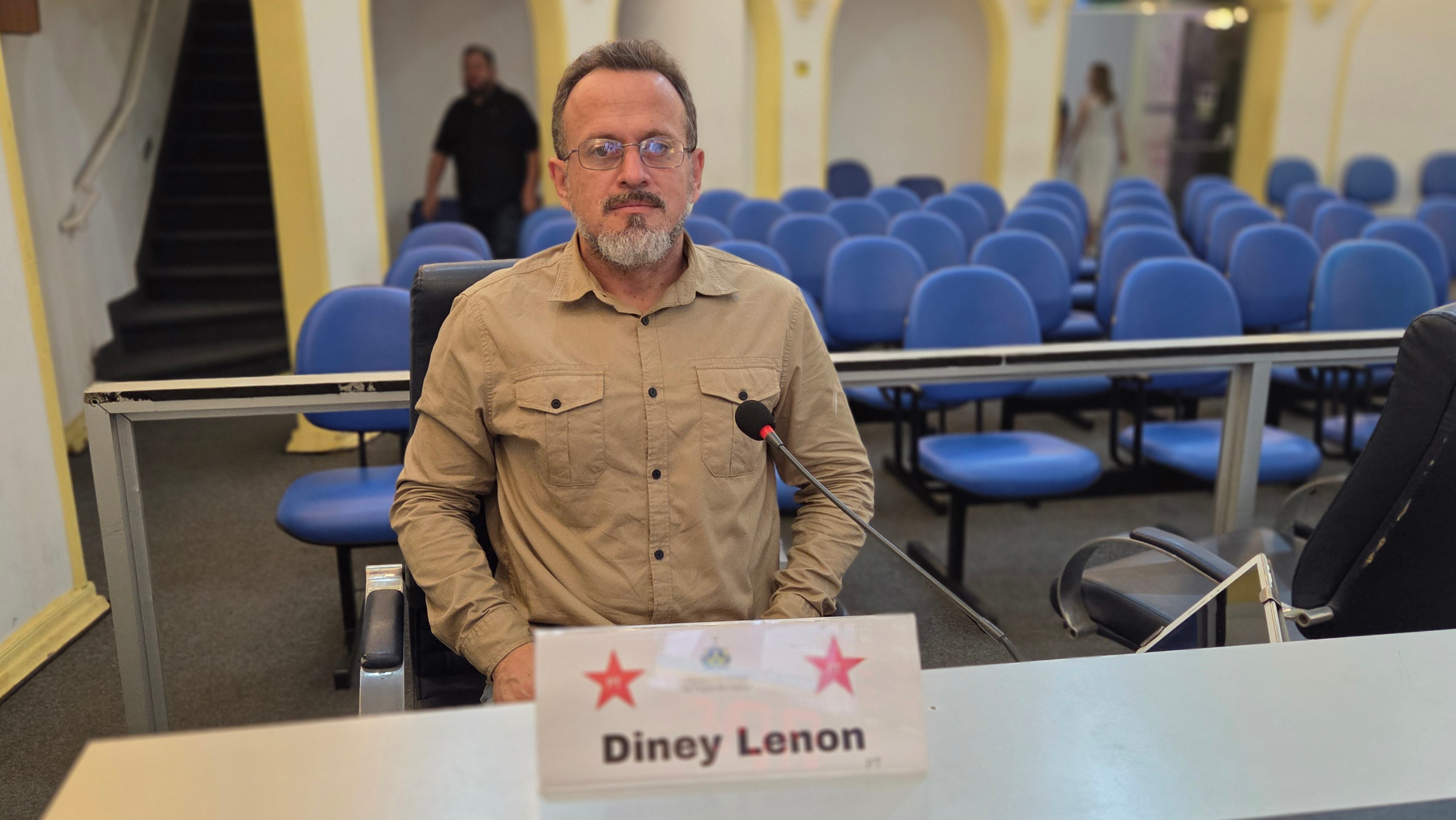 Diney Lenon pede esclarecimentos sobre estrutura da educação inclusiva no município