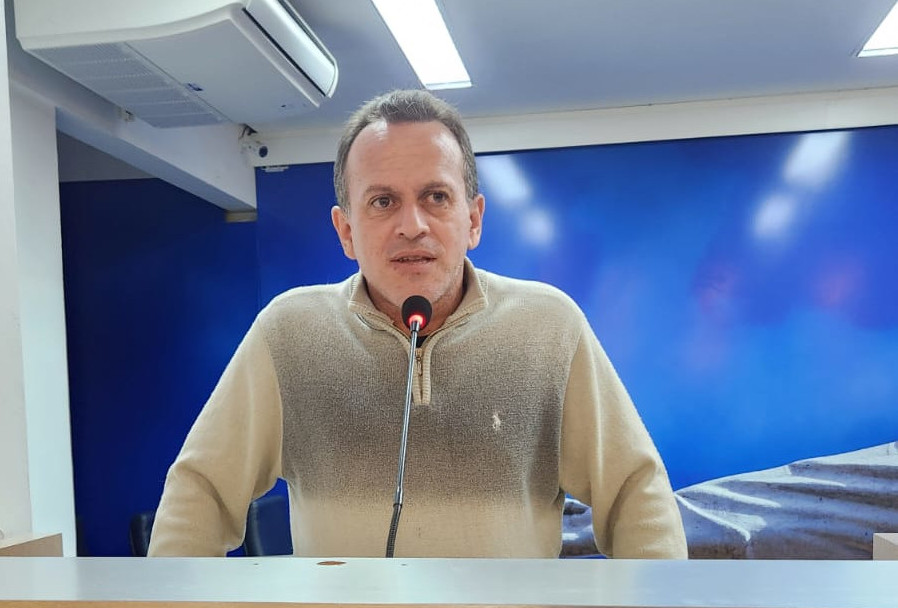 Diney pede ampliação do horário de atendimento das farmácias municipais