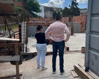Douglas Dofu visita escola José Raphael dos Santos Netto e pede melhorias à Prefeitura