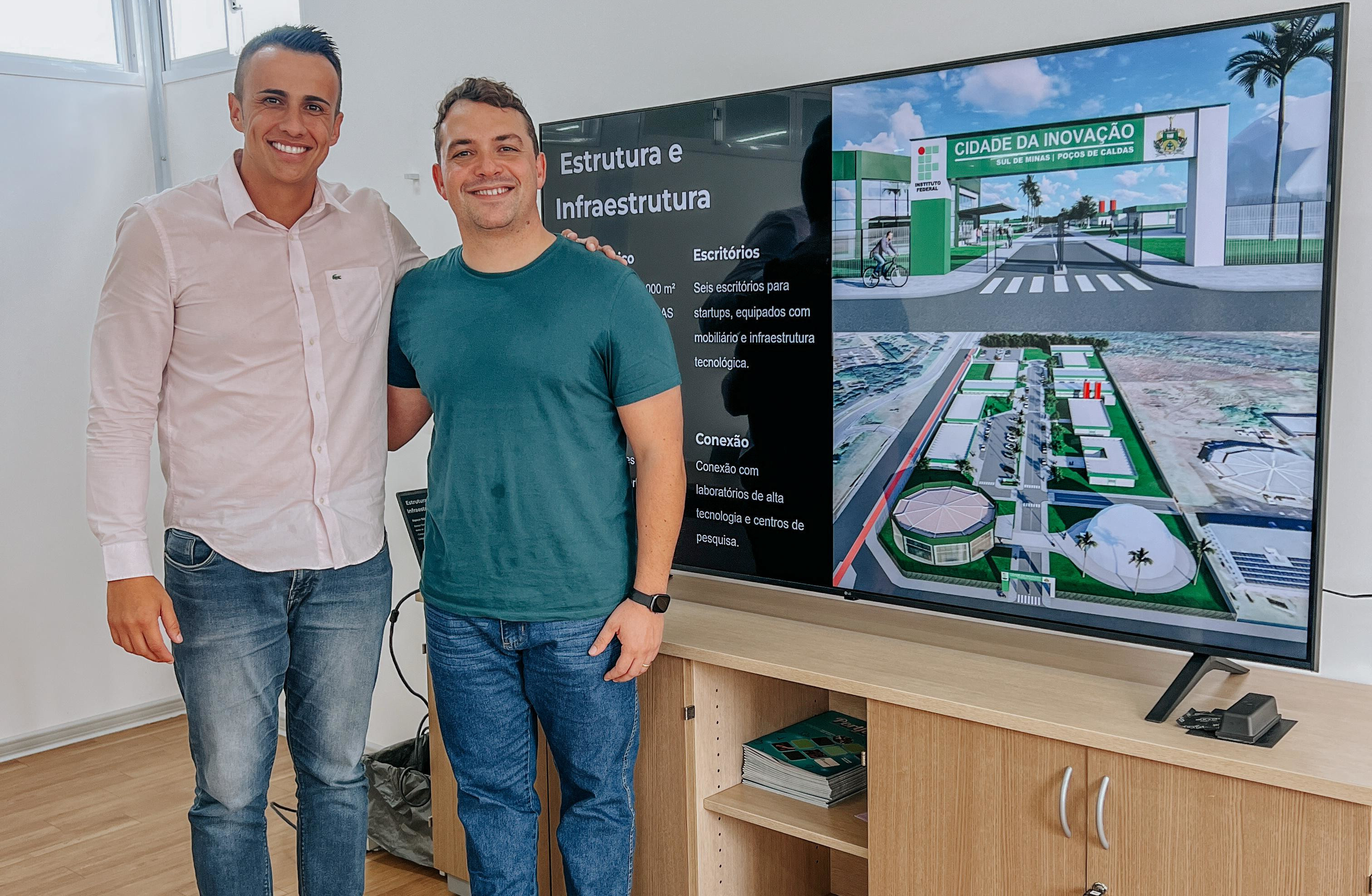 Douglas Dofu visita Parque Tecnológico e discute ações de inovação no município