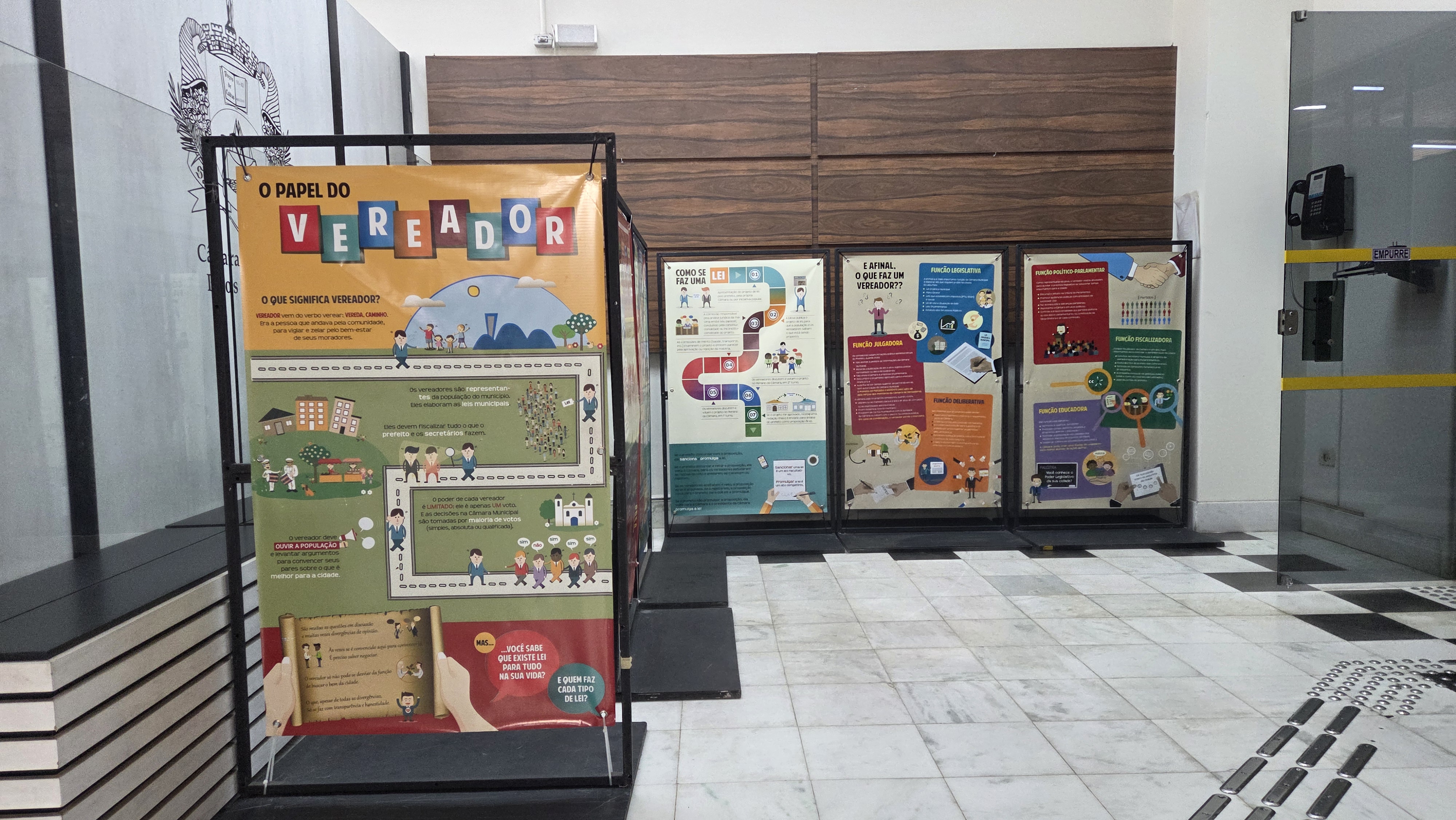 Exposição convida população a conhecer de perto o trabalho parlamentar