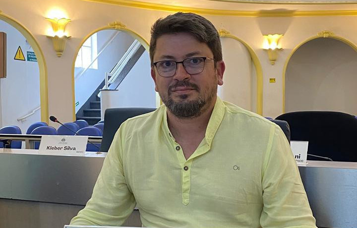 Flavinho cobra transparência nas mudanças do estacionamento rotativo