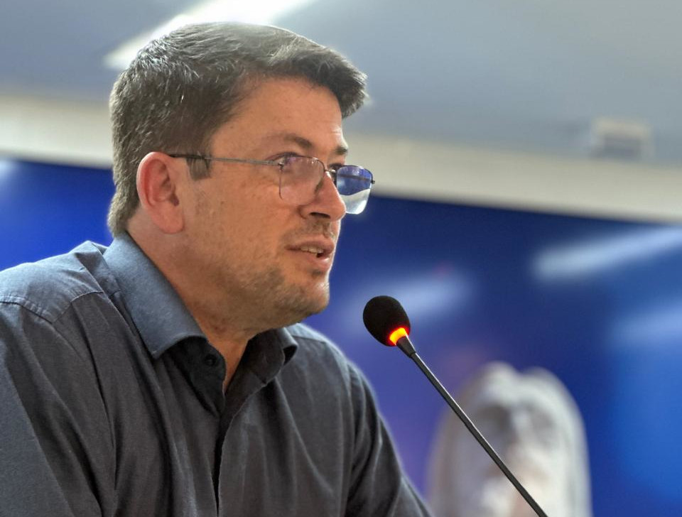 Flavinho solicita ao deputado Newton Cardoso Jr. recursos à Santa Casa para ampliação dos serviços prestados
