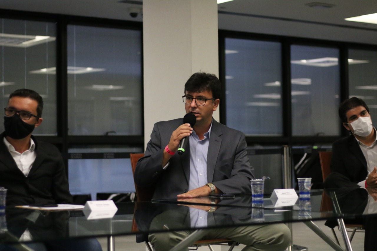 Kleber Silva leva demandas de Poços ao governador Romeu Zema