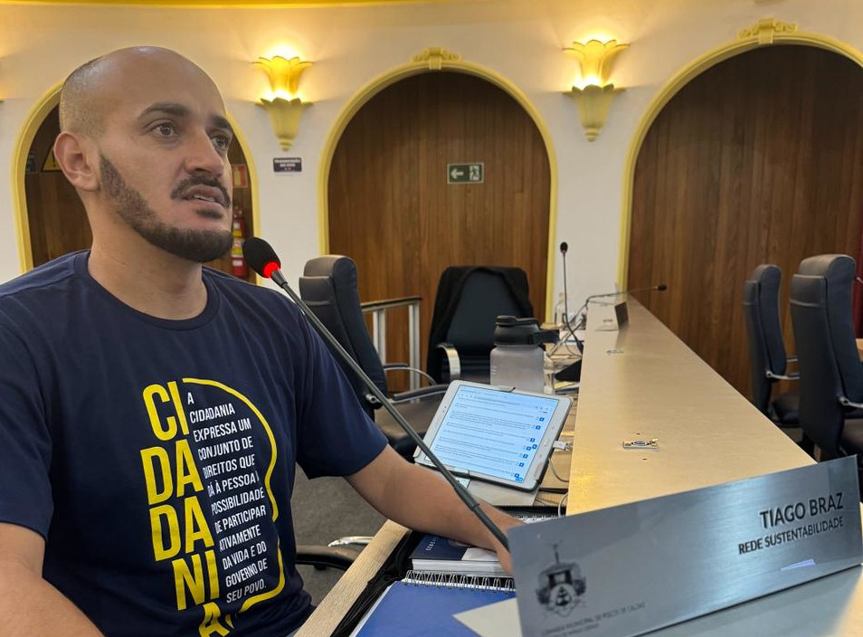 Lei de iniciativa do vereador Tiago Braz propõe campanhas de combate ao racismo