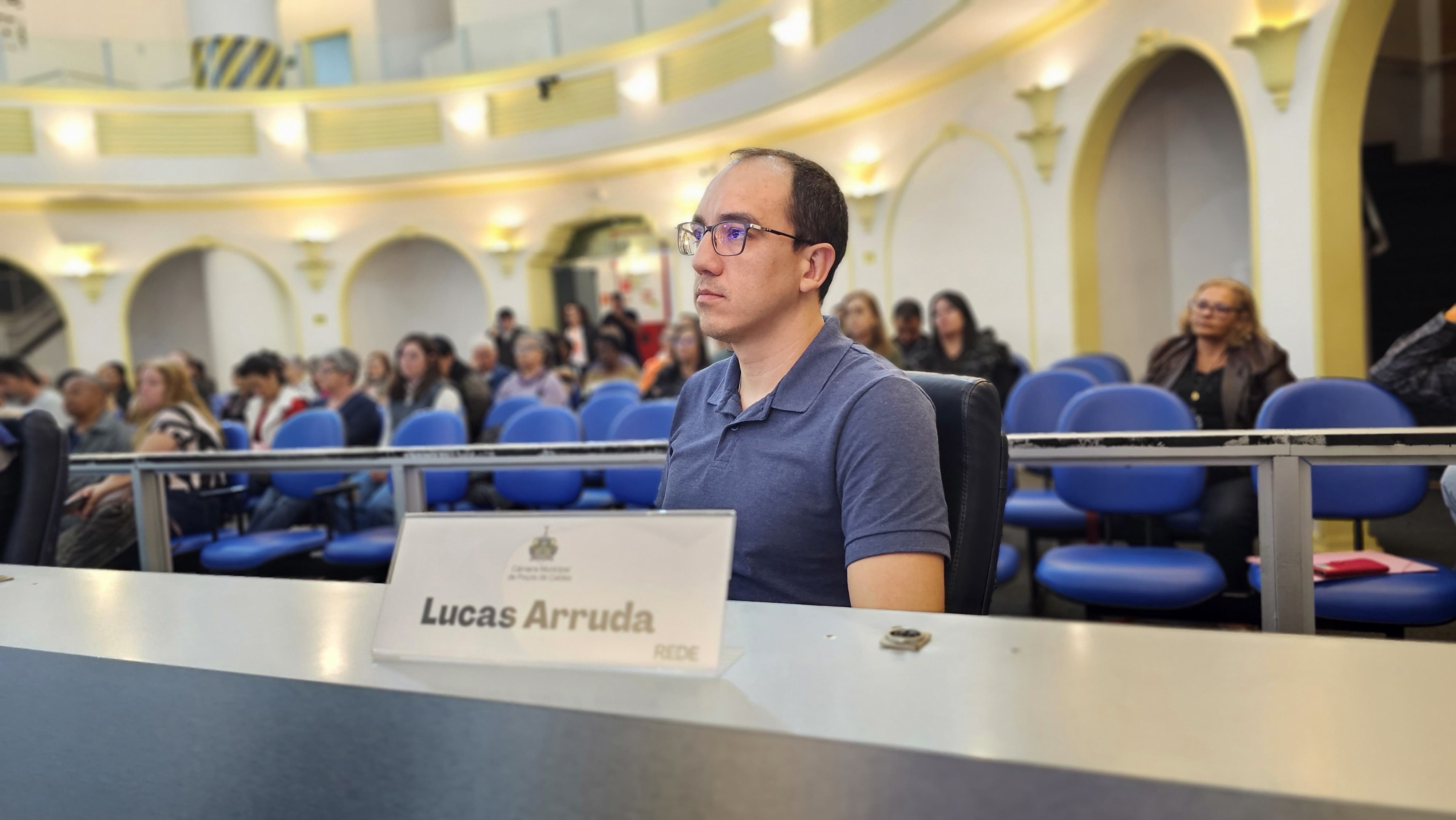 Lucas Arruda sugere ações de combate e prevenção às queimadas em Poços de Caldas