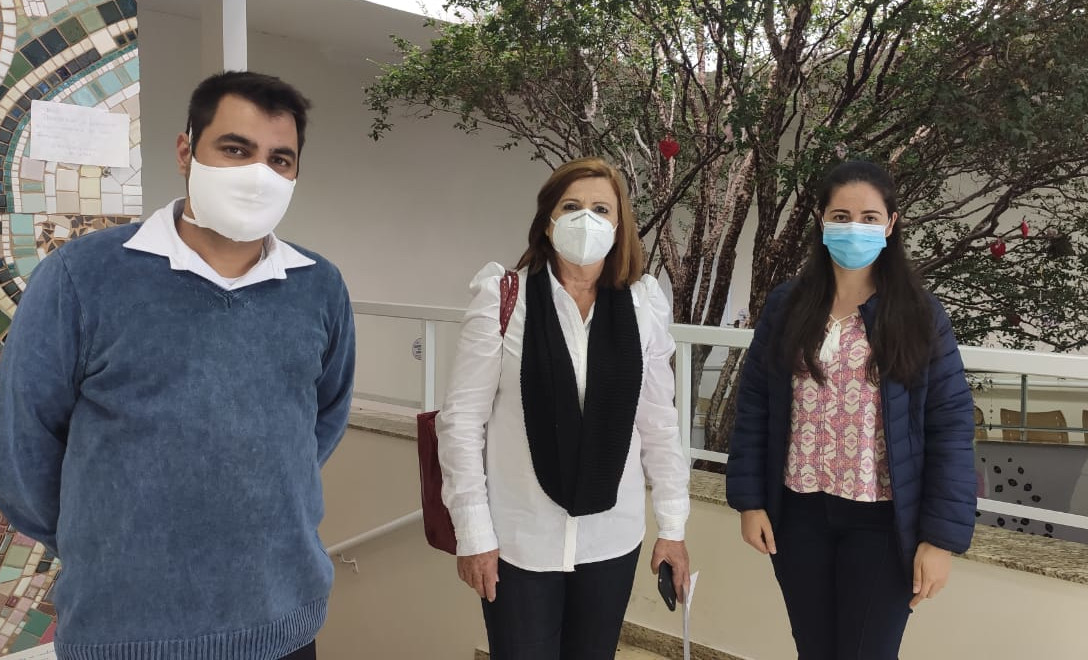 Luzia Martins confere projeto para melhorias no atendimento a pacientes que aguardam na fila da UNACON