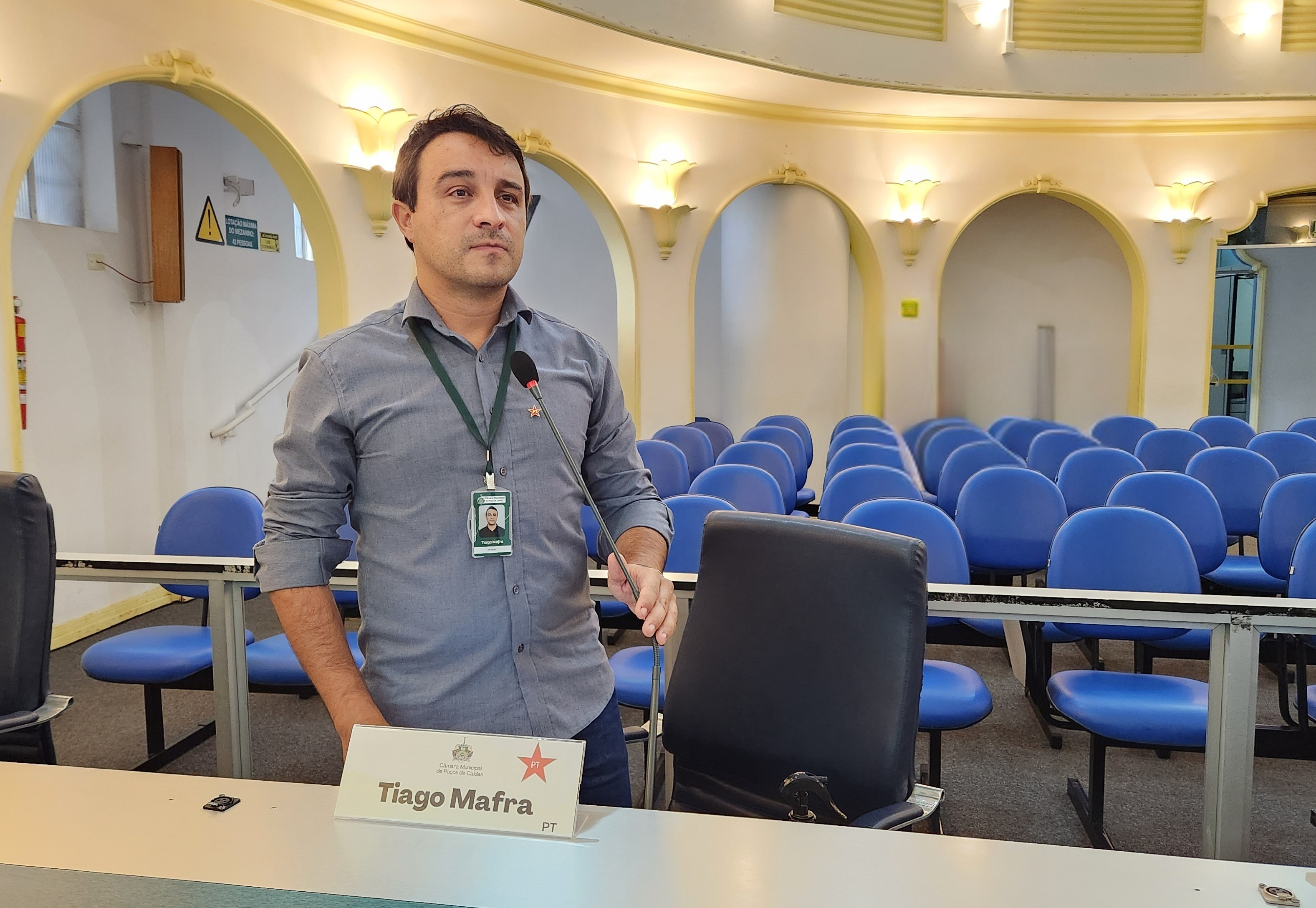 Mafra questiona falta de professores na Rede Municipal