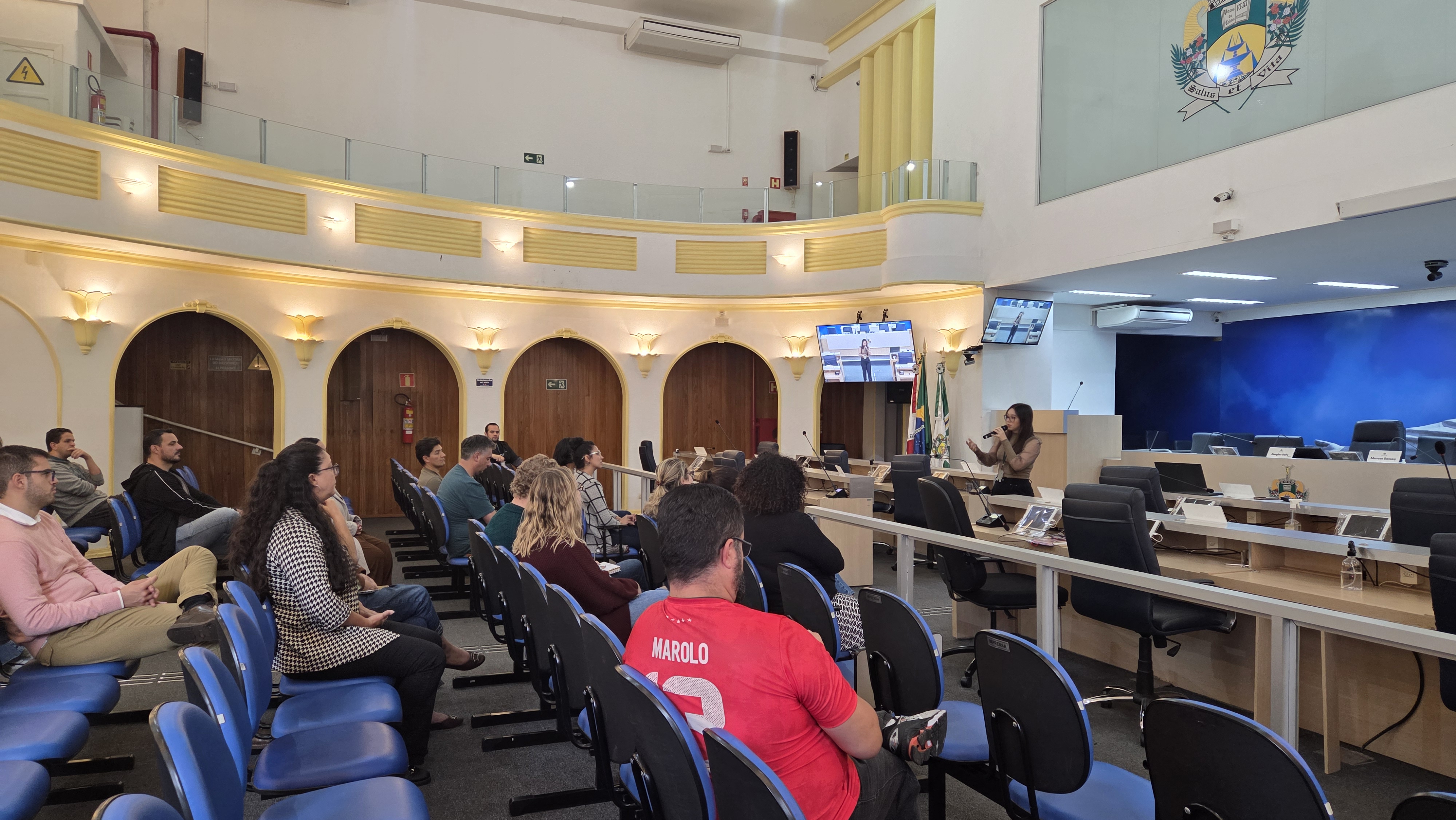 Palestra sobre Inclusão prepara Câmara Municipal para PcDs e pessoas neurodivergentes