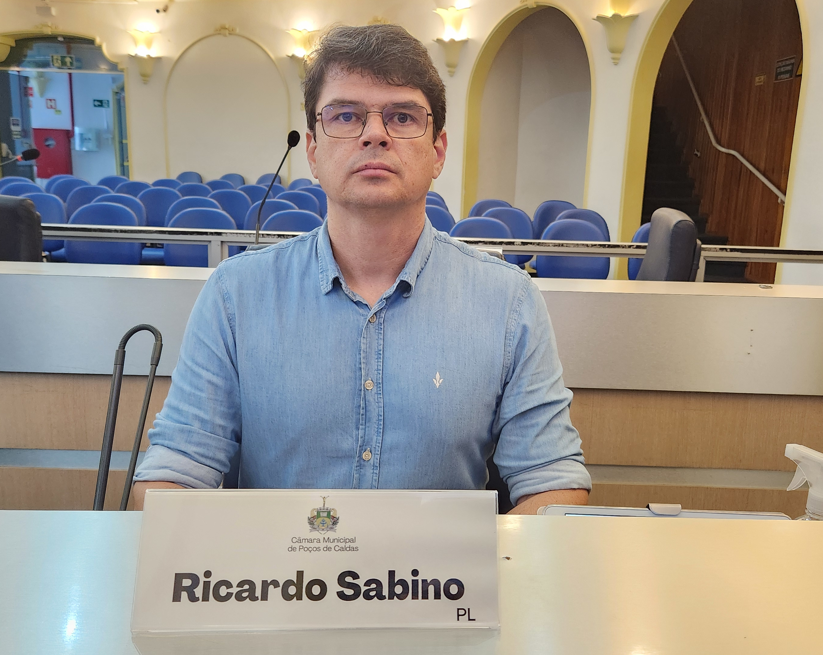 Projeto do vereador Ricardo Sabino cria programa para assegurar merenda de qualidade nas escolas
