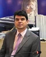  Ricardo Sabino questiona obra na via que tem causado transtornos aos moradores da Zona Leste