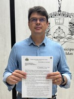 Ricardo Sabino solicita informações sobre acessibilidade no Centro Administrativo