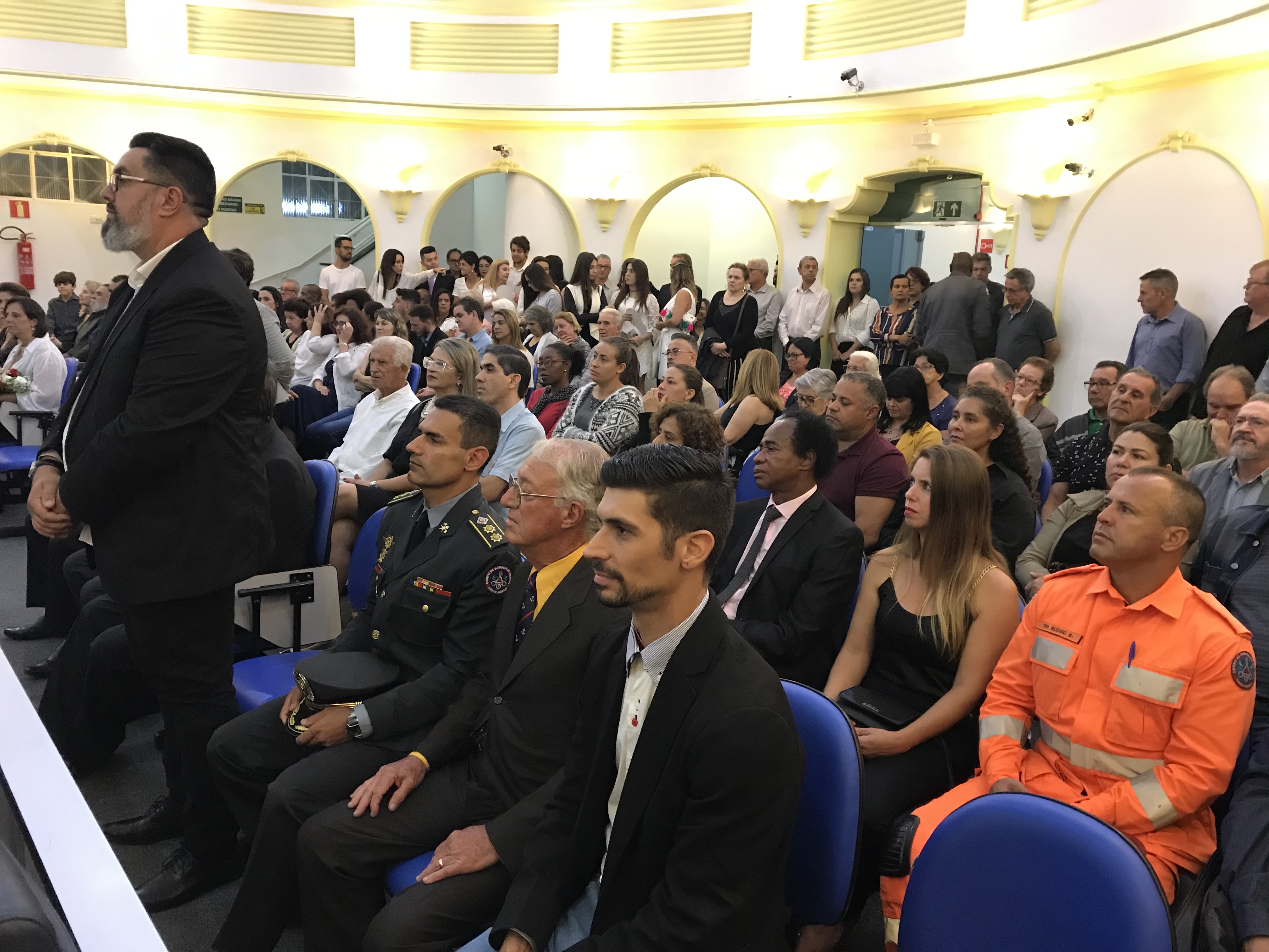 Segunda sessão solene reúne mais sete homenageados