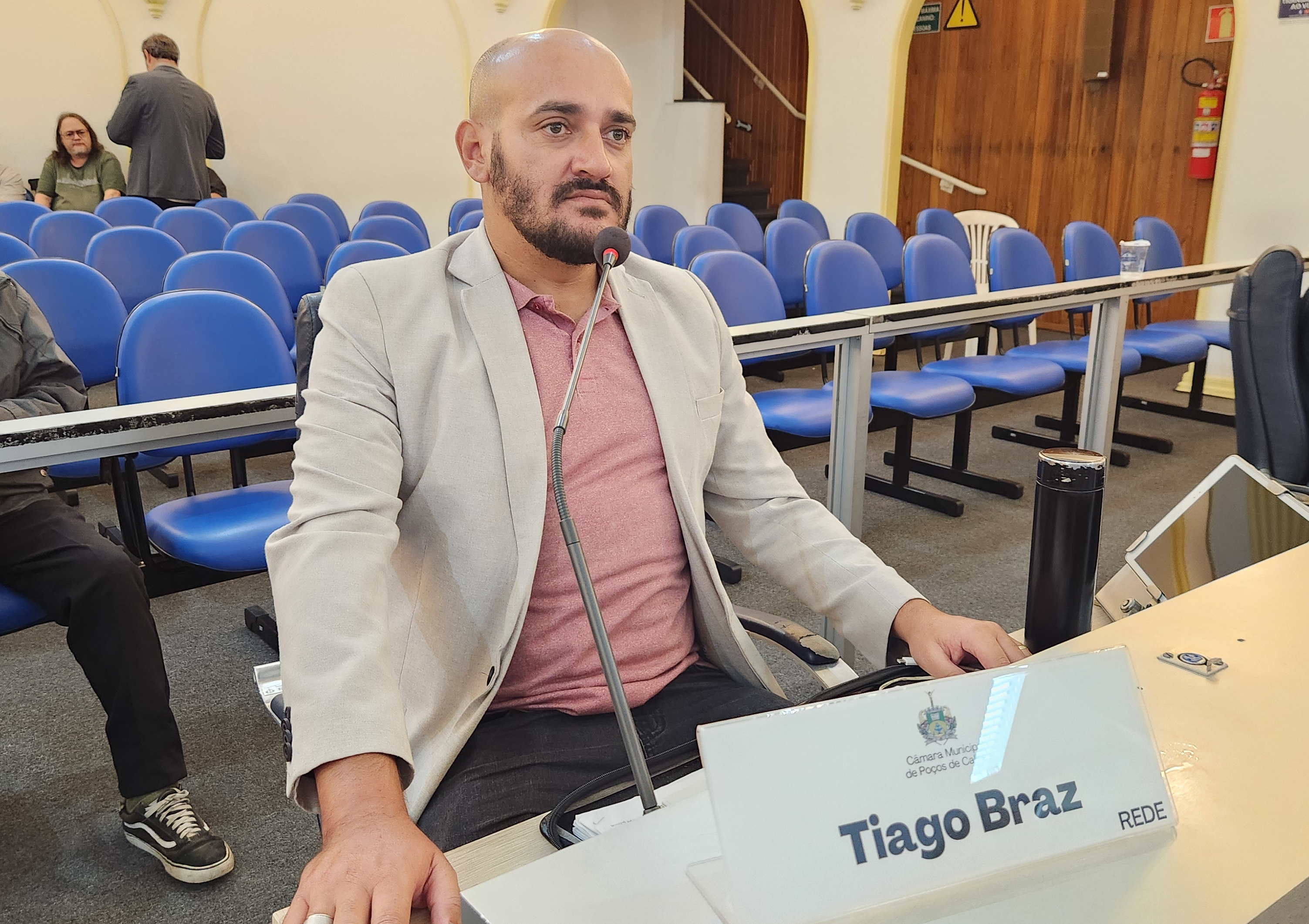 Tiago Braz questiona atrasos em repasses do terceiro setor e pede reajuste para 2026