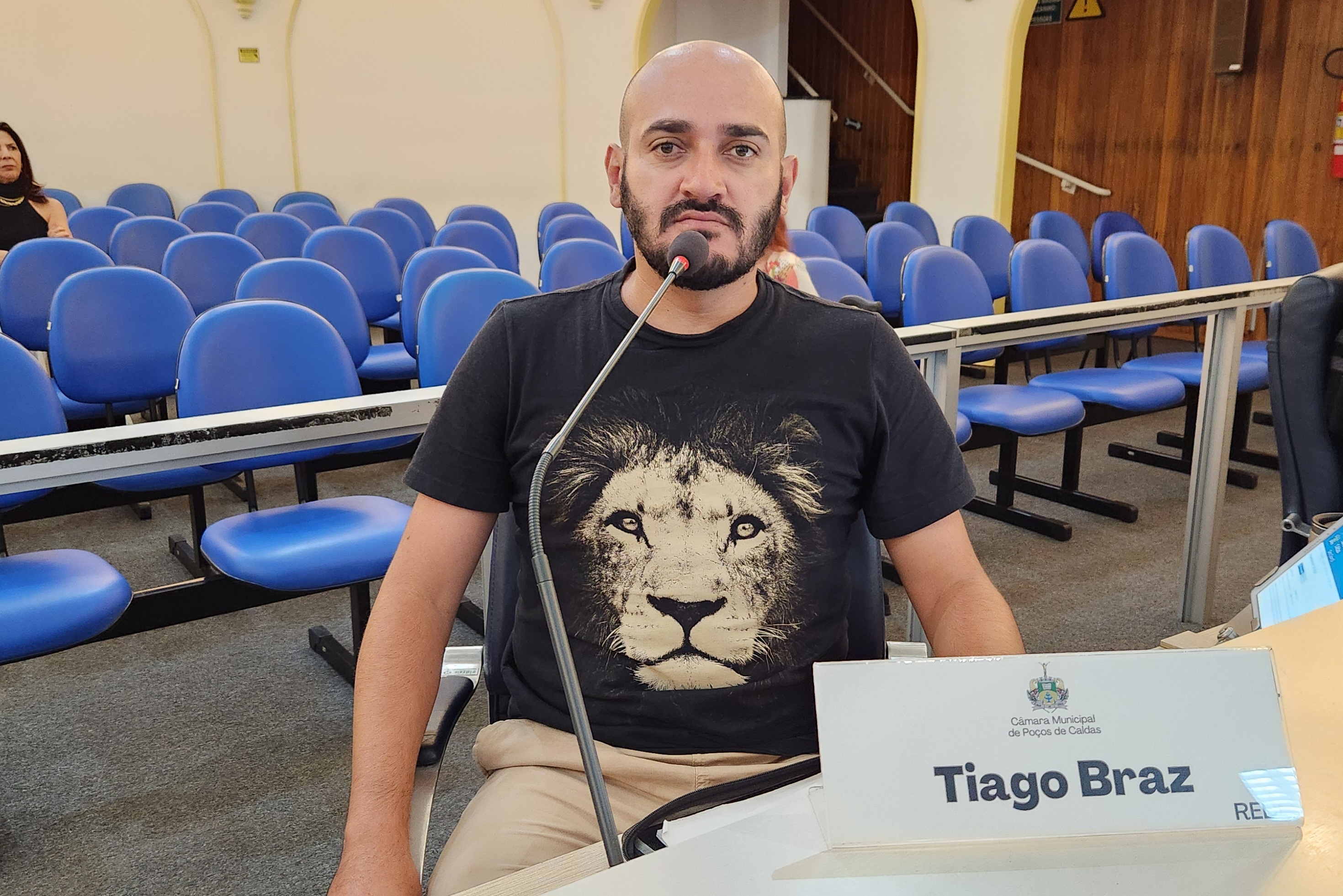 Tiago Braz volta a pedir providências em espaço de lazer do Santa Maria