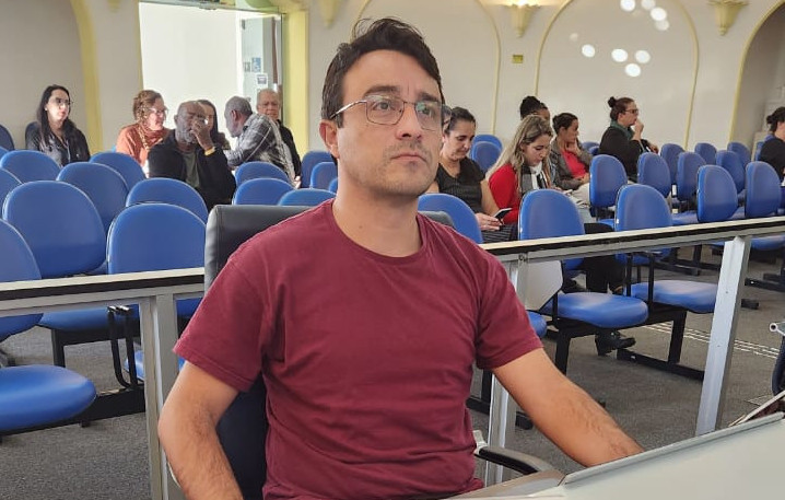 Tiago Mafra pede que Prefeitura transforme imóvel abandonado em Centro de Terapias para crianças atípicas