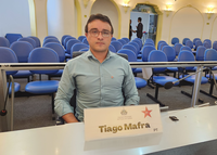 Tiago Mafra questiona finalidade de obras em praça do Jardim Kennedy