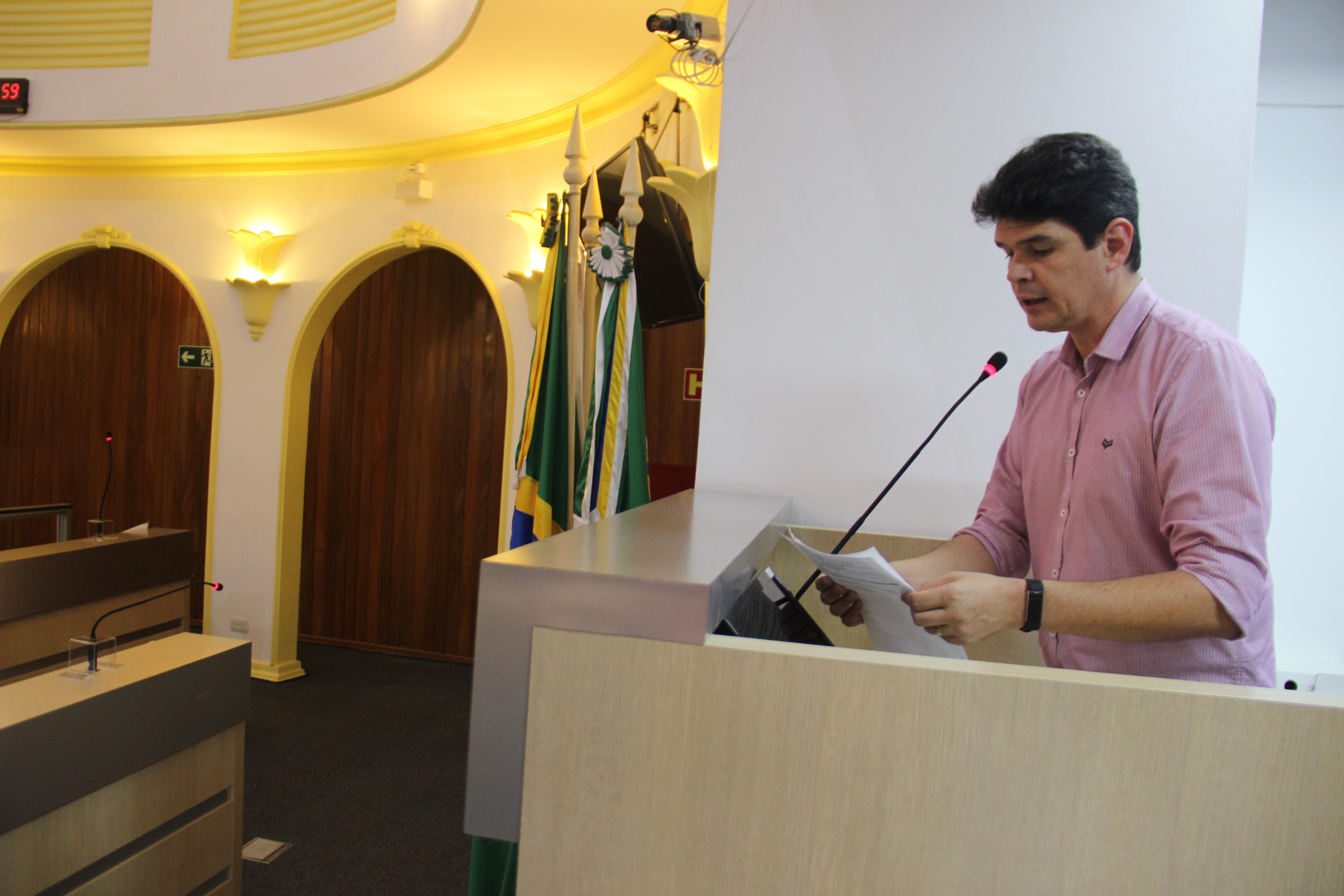 Vereador questiona cirurgias eletivas paralisadas no município