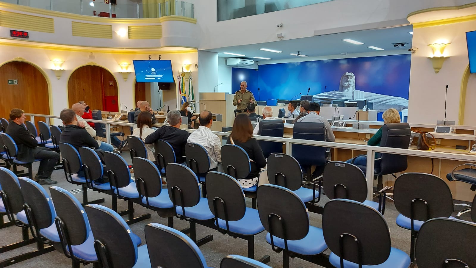 Vereadores discutem medidas de segurança na área central