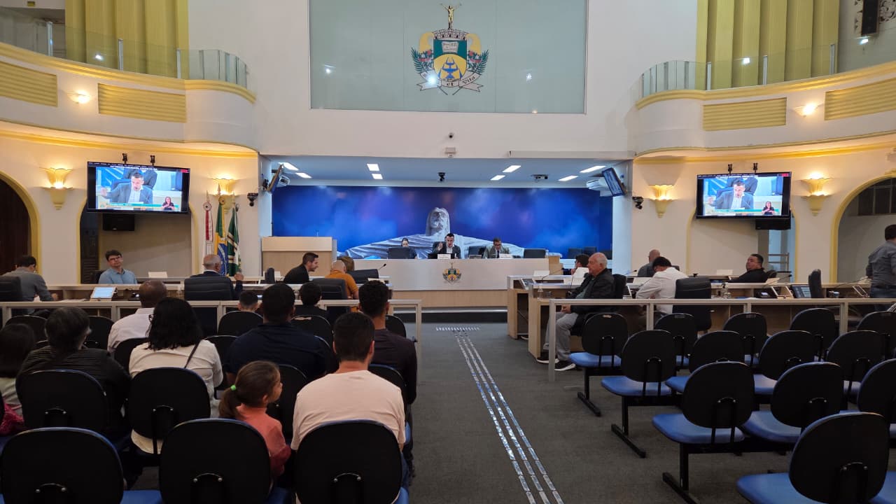 Vereadores pedem revisão de licenciamento para exploração de terras raras em Poços de Caldas